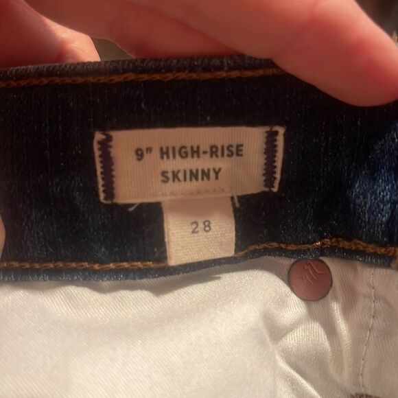 Madewell 9-Inch High-Rise Skinny Ripped & Repaired
Jeans - Japanese Denim Sz 28 - Picture 9 of 11